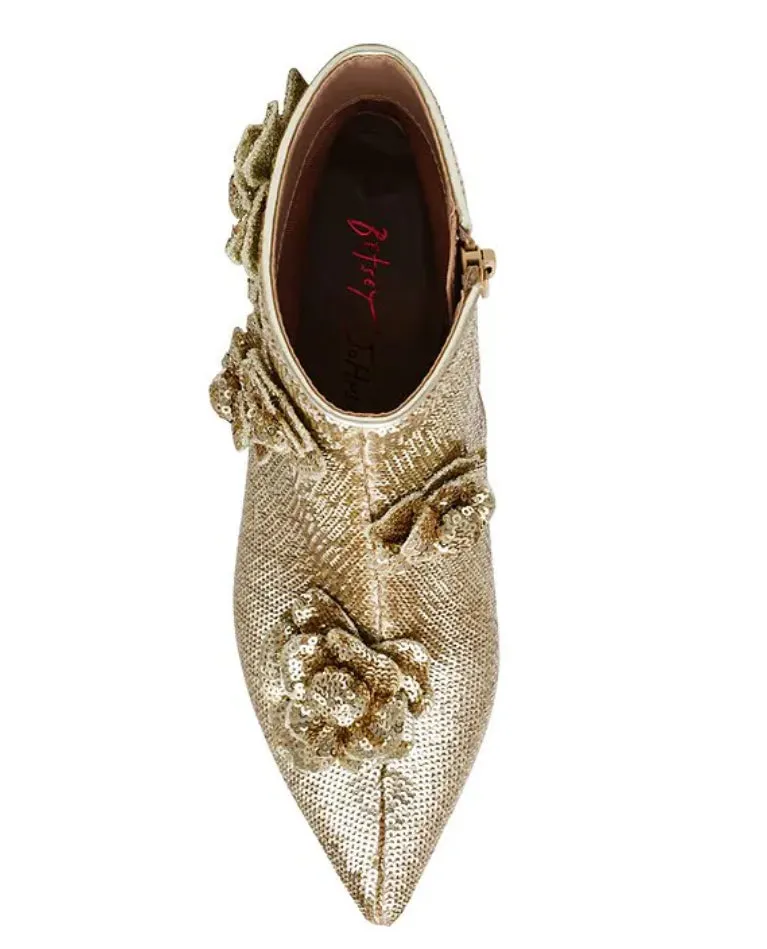 Betsey Johnson Finlee G105