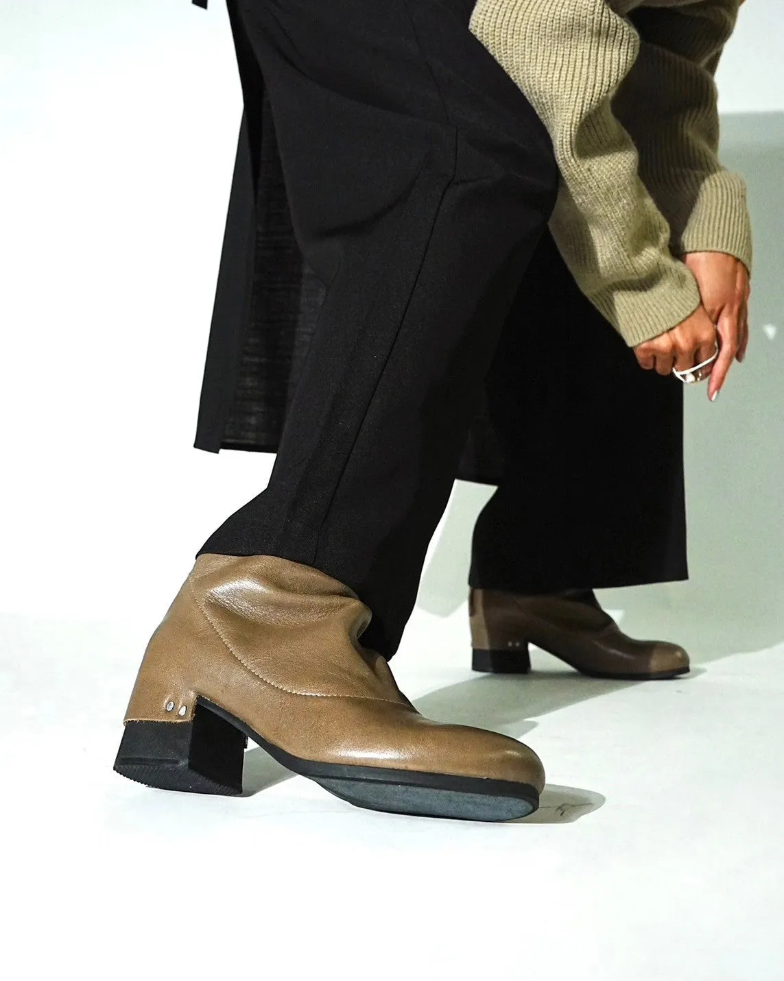 FW24 707021-3 | SHIRO | Yuko Imanishi 