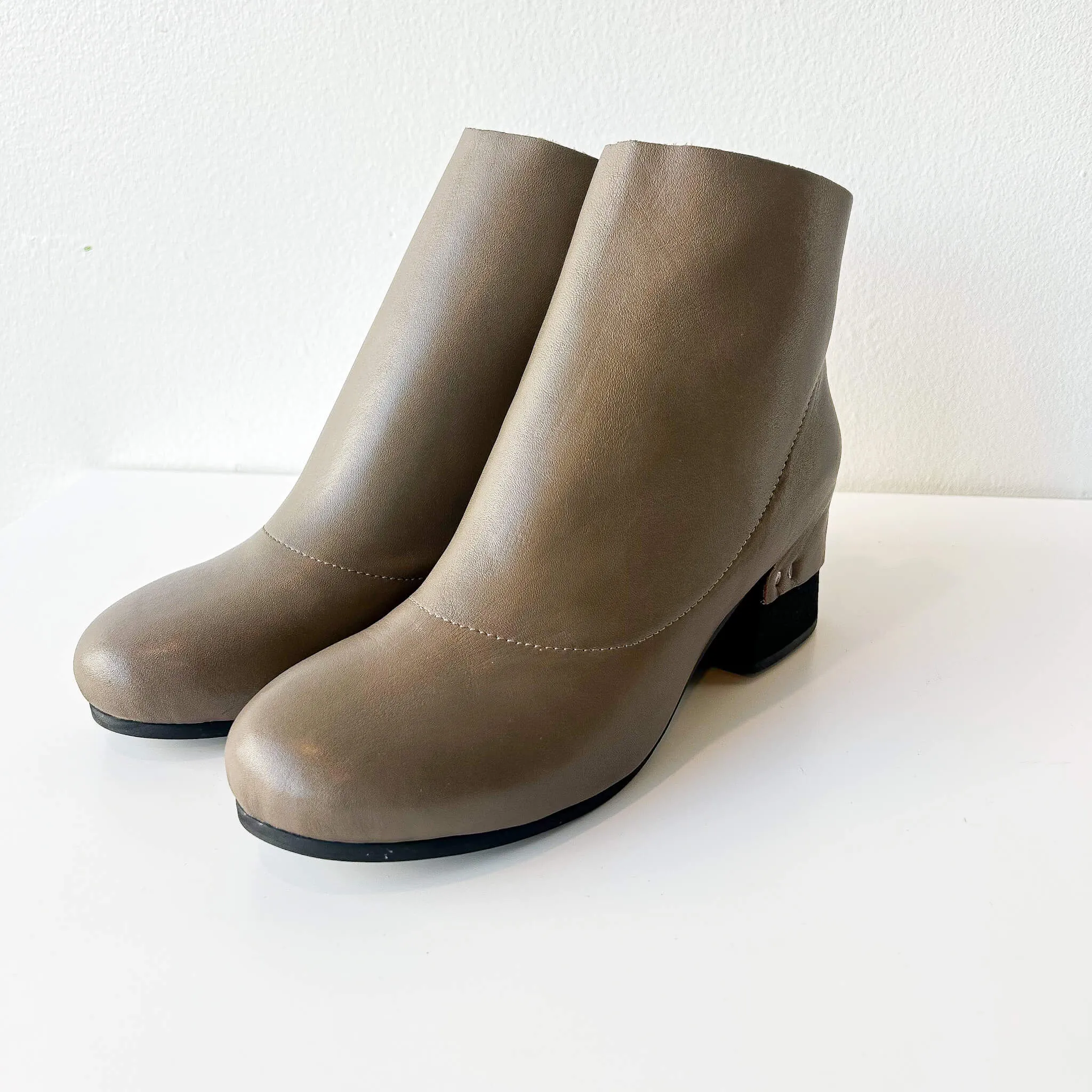 FW24 707021-3 | SHIRO | Yuko Imanishi 