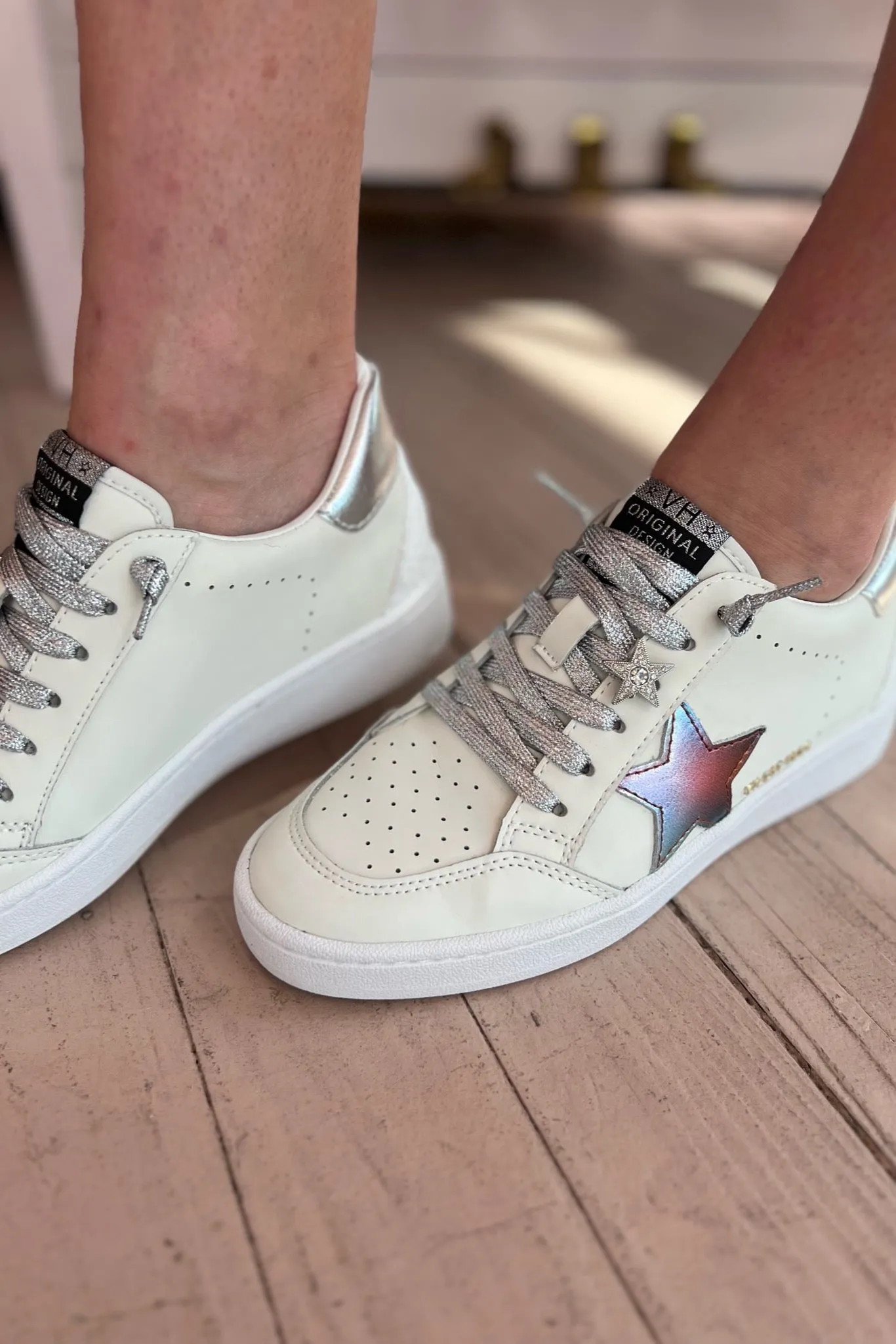 Vintage Havana Columbia Sneaker ~ Silver Multi