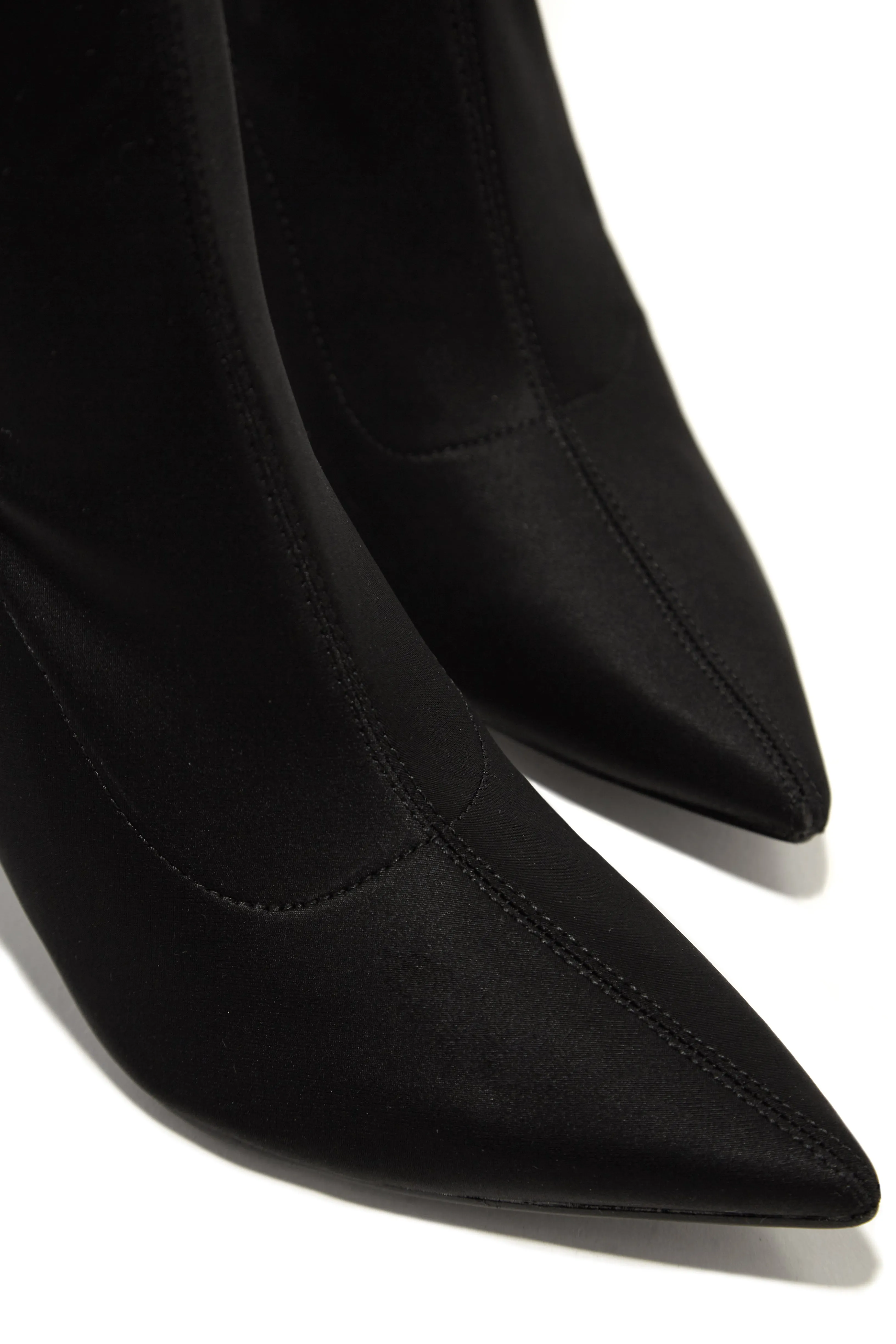 Zoya Knee High Heel Boots - Black